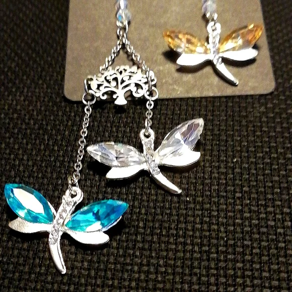 Dragonfly Earring Set - Picture 2 of 2